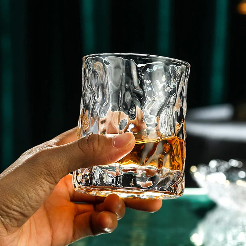 Gruba, masywna szklanka do whi – Whisky Beer And Wine recenzja i cena